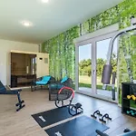 Villa Beautiful In A Spacious Estate Vodnjan