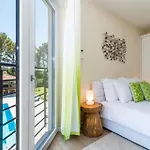 Beautiful In A Spacious Estate Villa Vodnjan