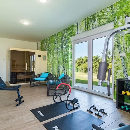 Vila Beautiful In A Spacious Estate Vodnjan